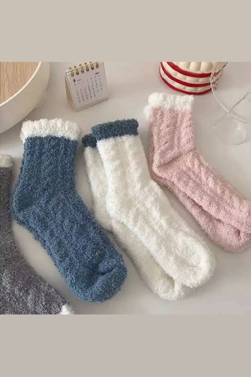 SOCKS - TWO-TONE PLUSH